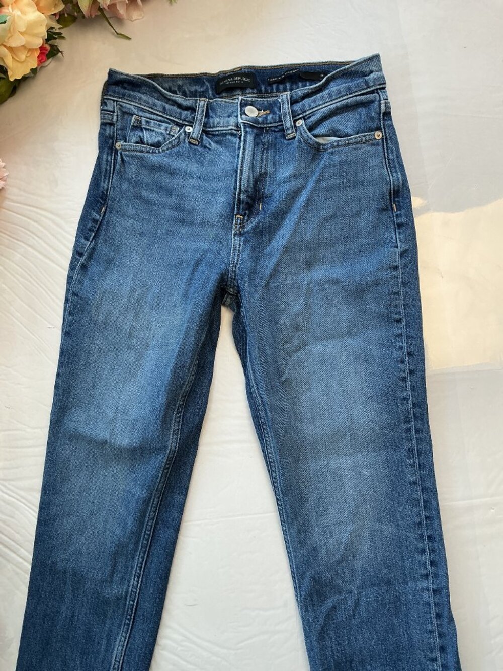 Banana Republic High-Rise Straight Jeans Size 26 Medium Wash - Picture 5 of 12